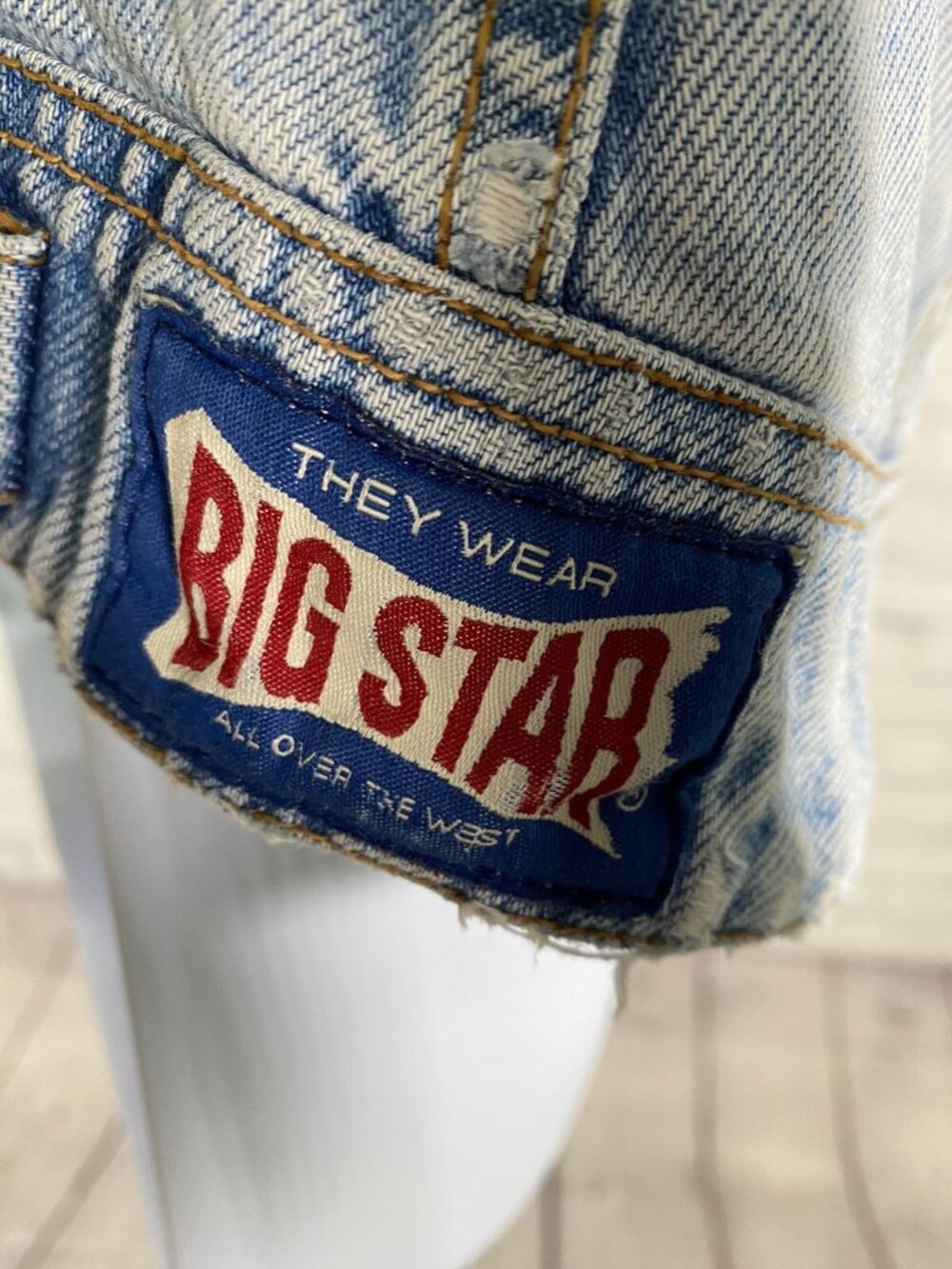 VTG Big Star Light Wash Blue Jean Button Distressed Retro Grunge Denim Jacket L - Picture 7 of 10